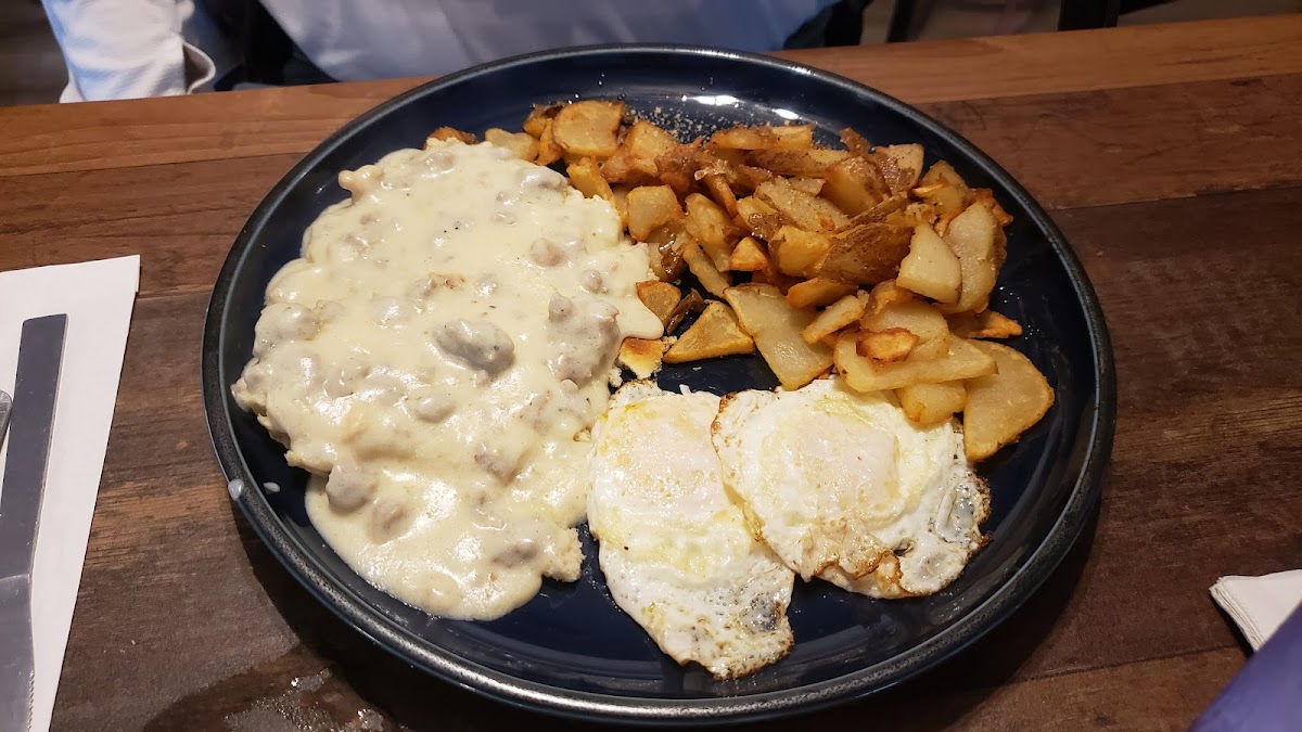 Melanie's Family Restaurant - Photo 1