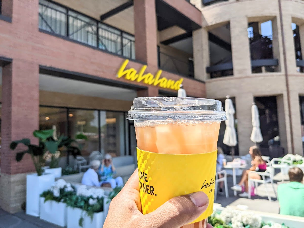La La Land Kind Cafe - Photo 4