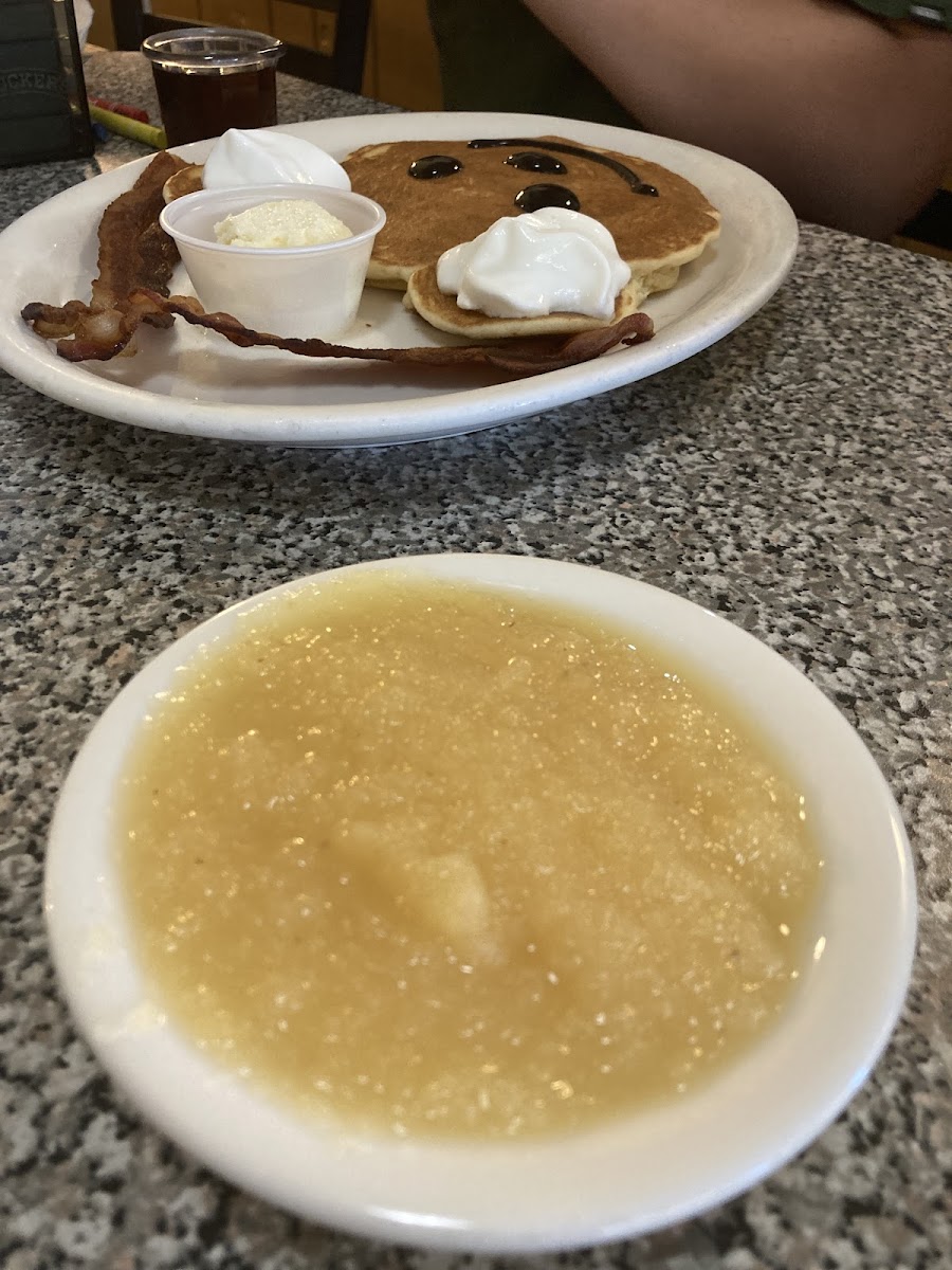 Country Table Restaurant - Photo 4