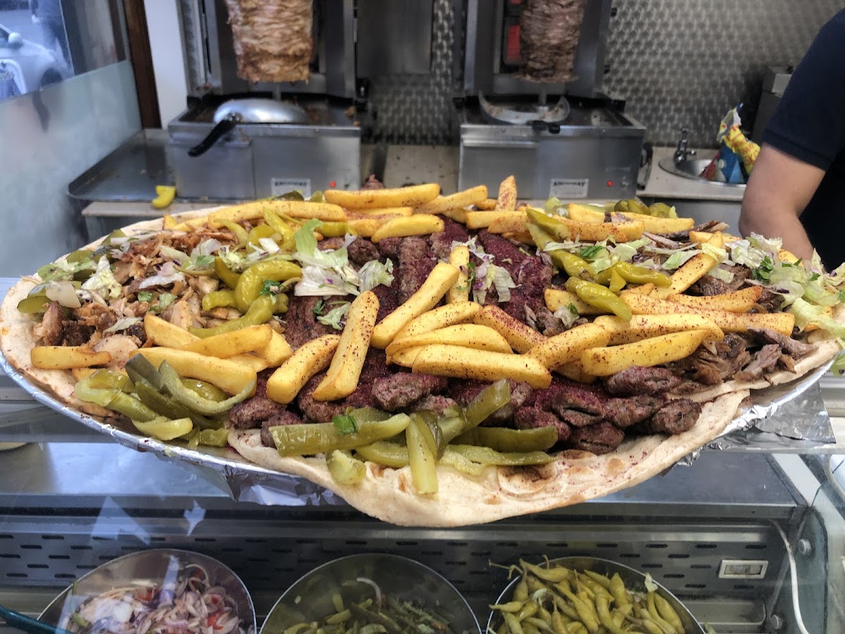Khomali Albasra Bakery - Photo 2