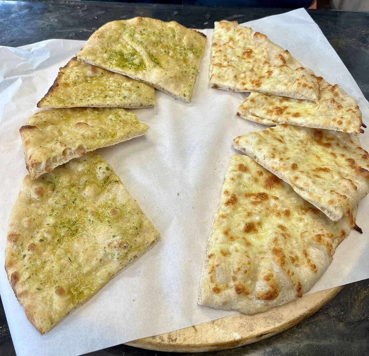 Khomali Albasra Bakery - Photo 3