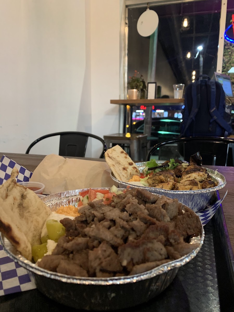 Happy Greek Cafe - Photo 4