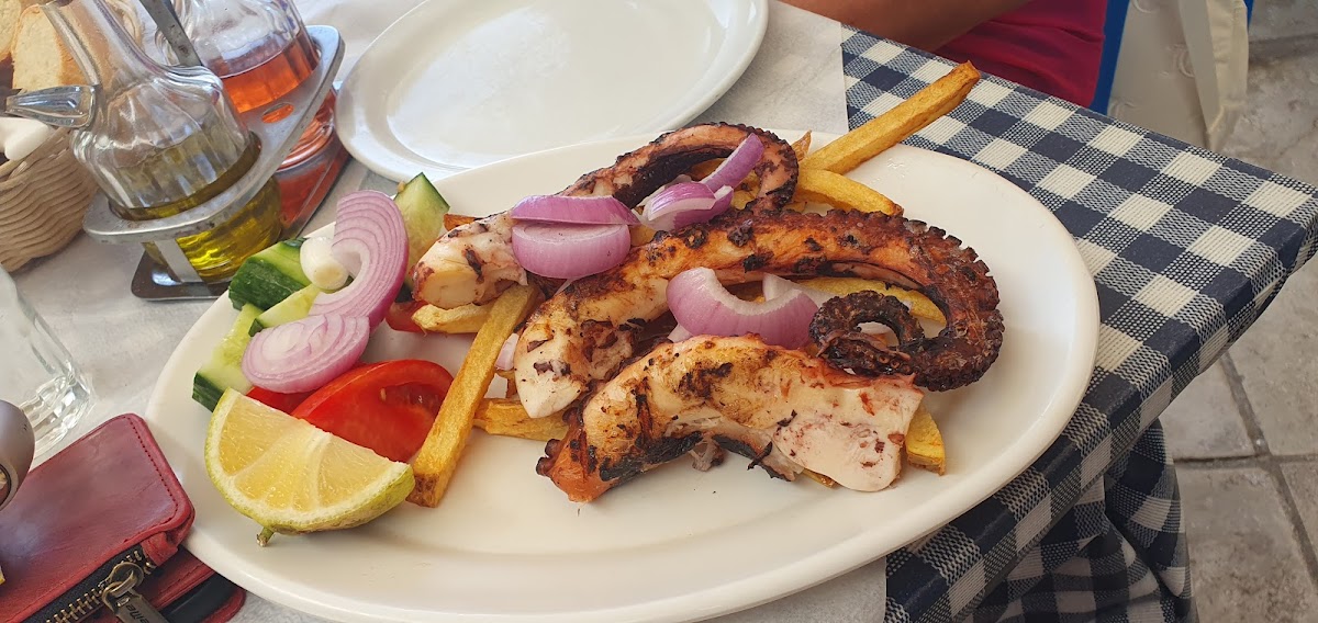 Akroyiali Beach Bar - Photo 1