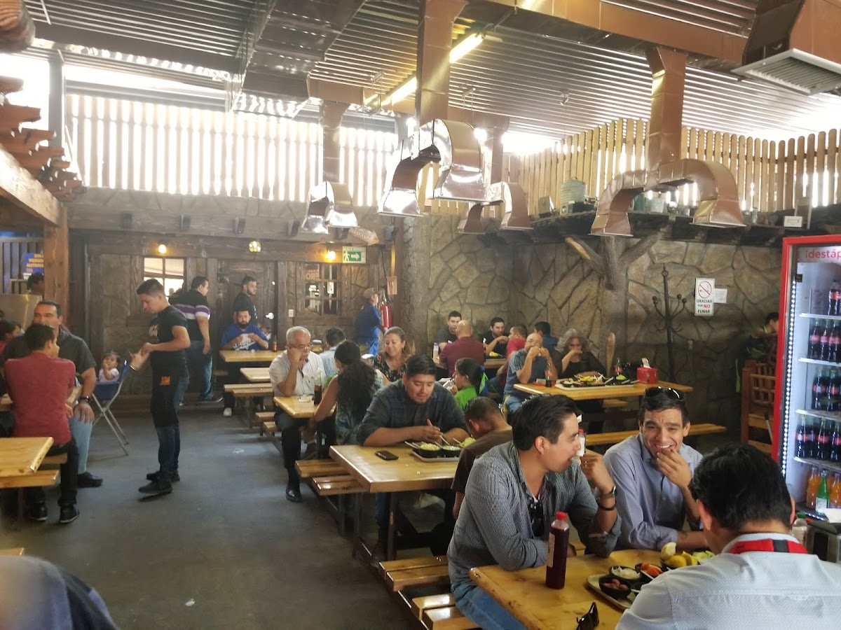 El Pirul Asadero - Photo 2