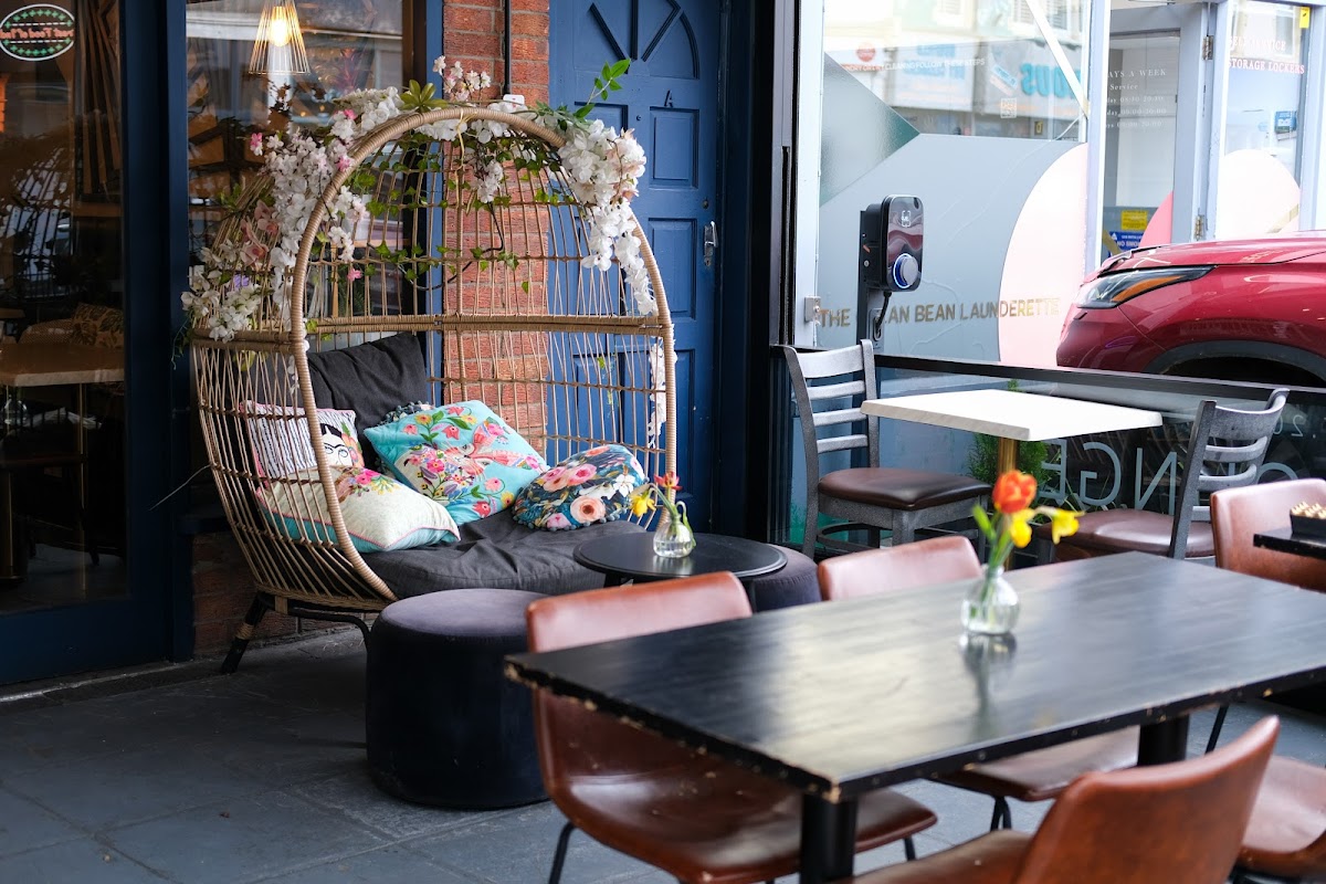 Lazz Lounge - Photo 3