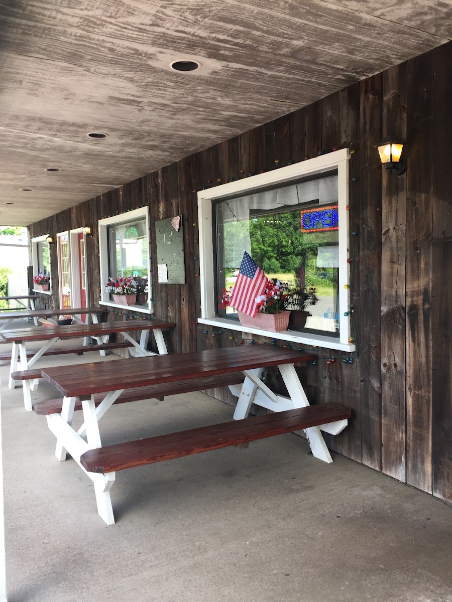 Countryside Pizza Restaurant - Photo 5