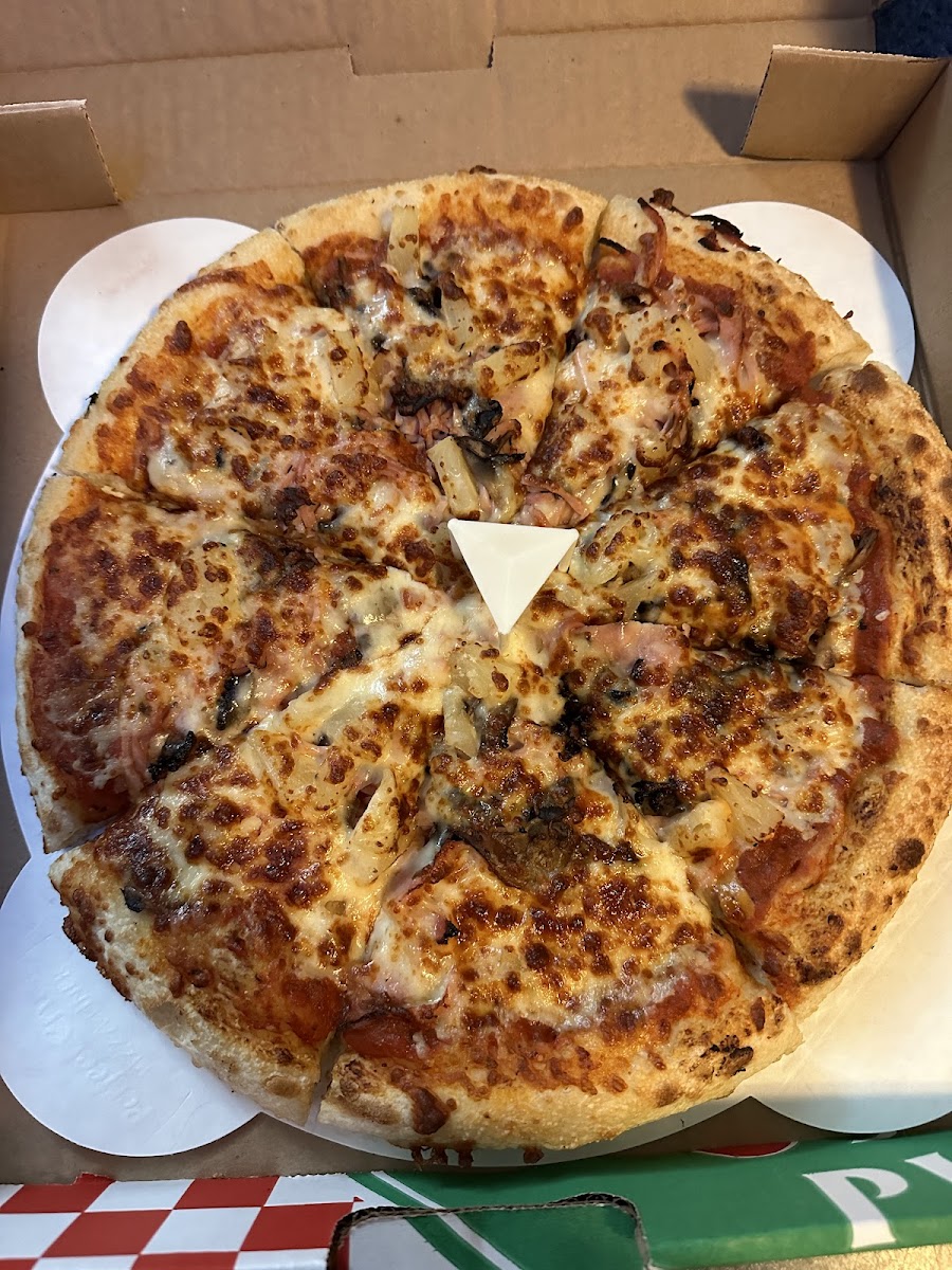 TJ's Pizza Medicine Hat - Photo 2