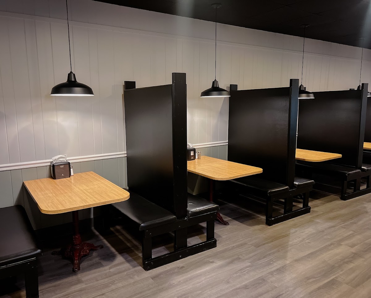 Main Street Pizza & Deli - Photo 4