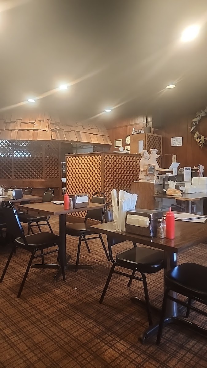 Main Street Pizza & Deli - Photo 5