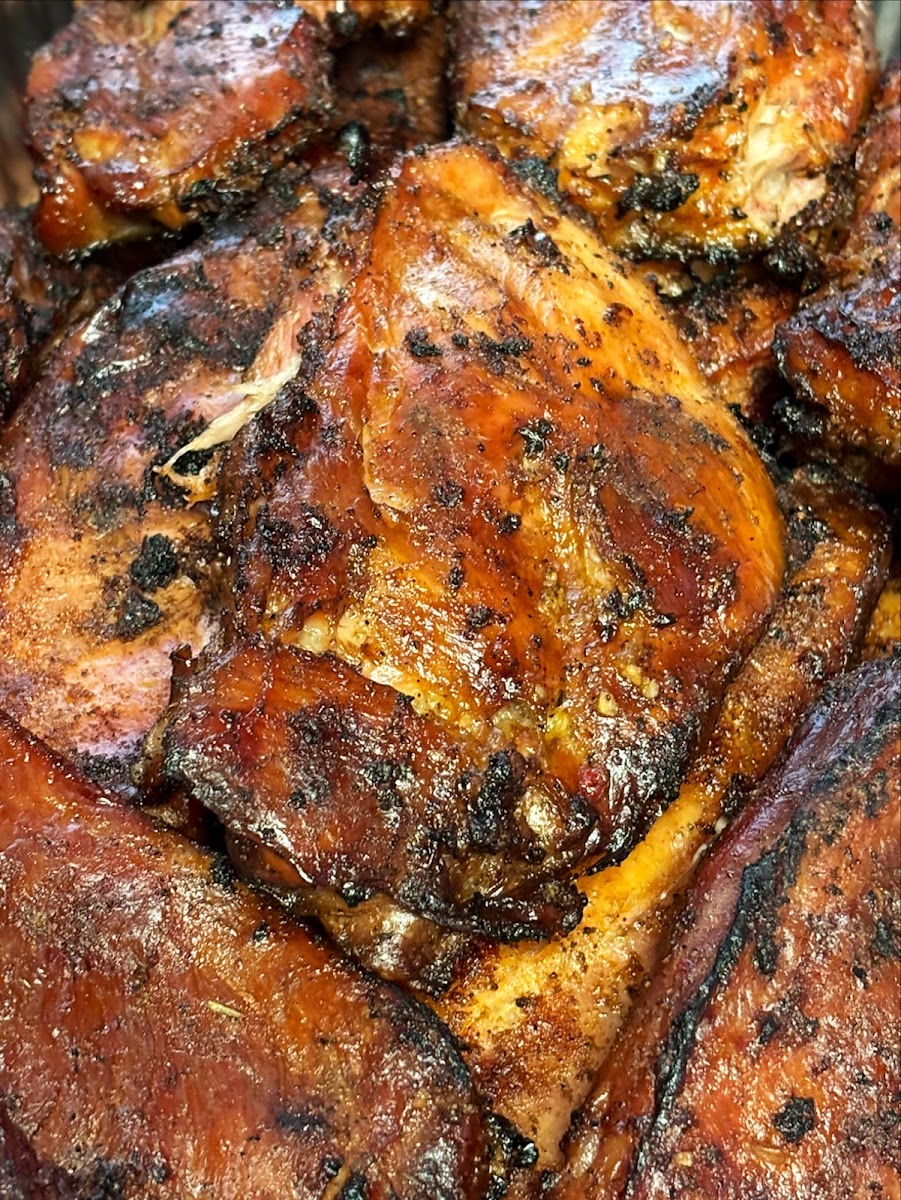 Bobby's BBQ House - Photo 2