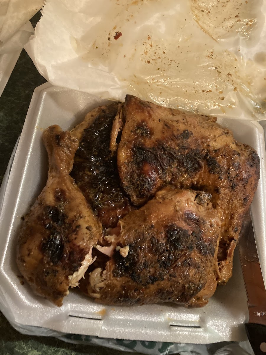 Bobby's BBQ House - Photo 6