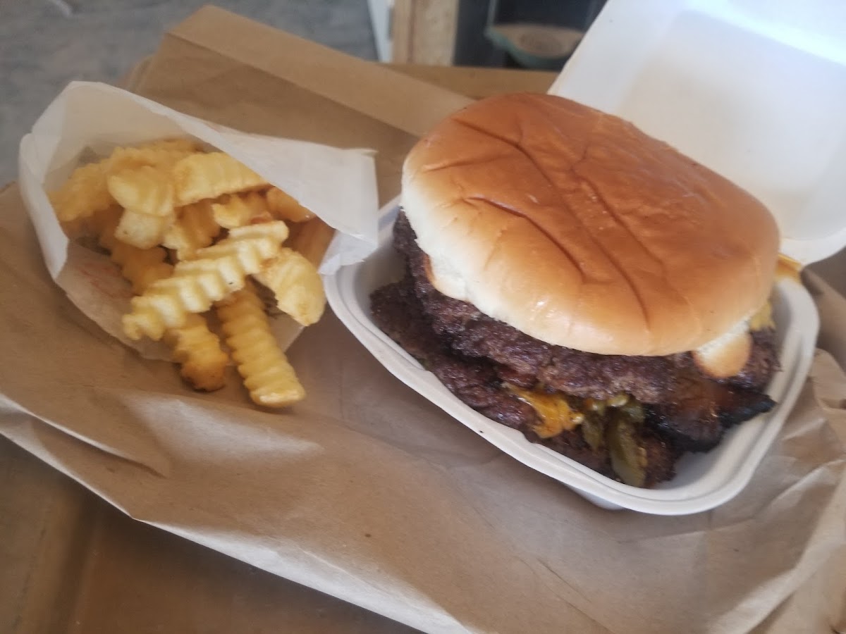 Tanks's Bar-B-Que & Catering - Photo 1