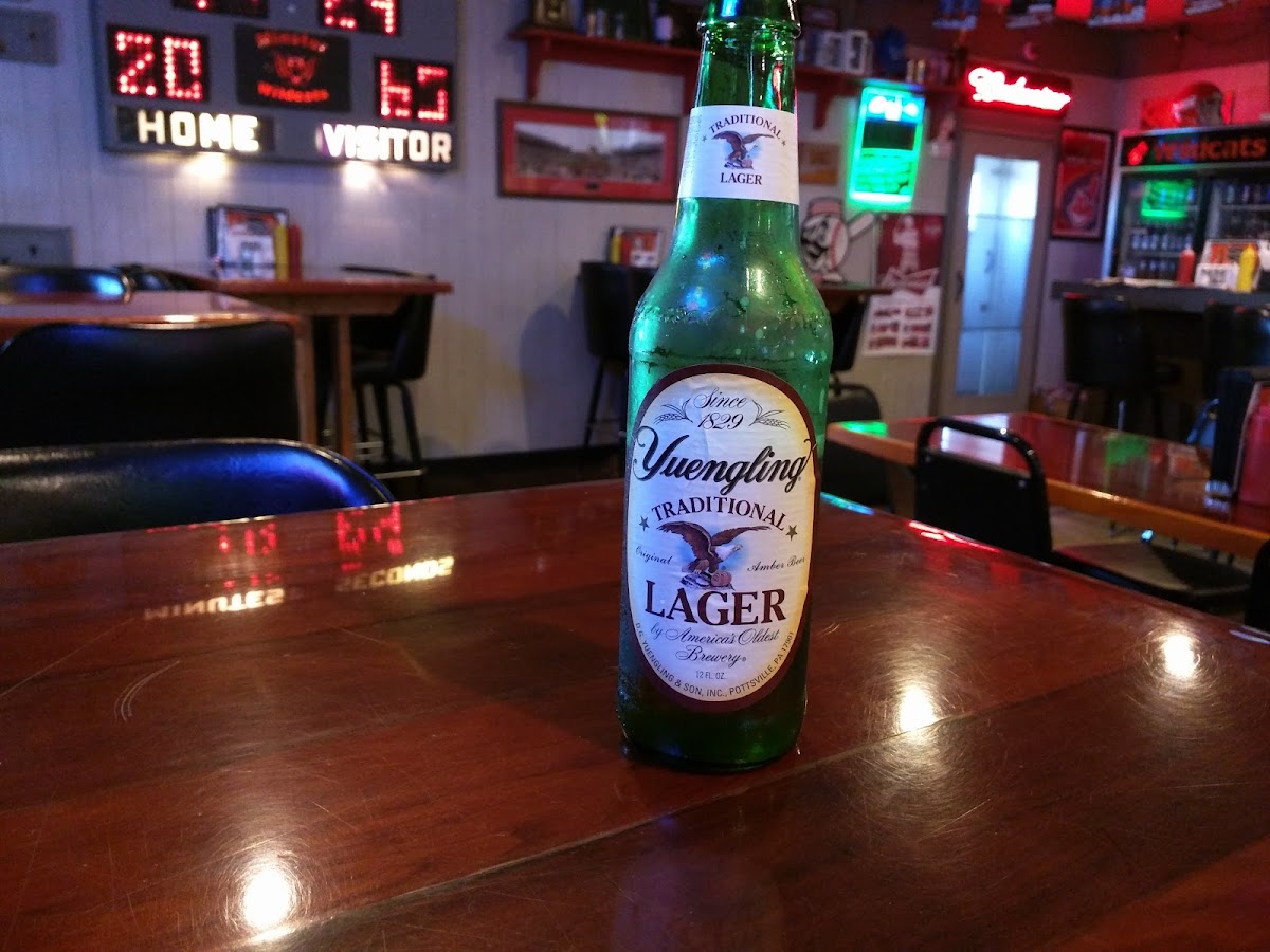 Willy's Tavern & Drive Thru - Photo 6