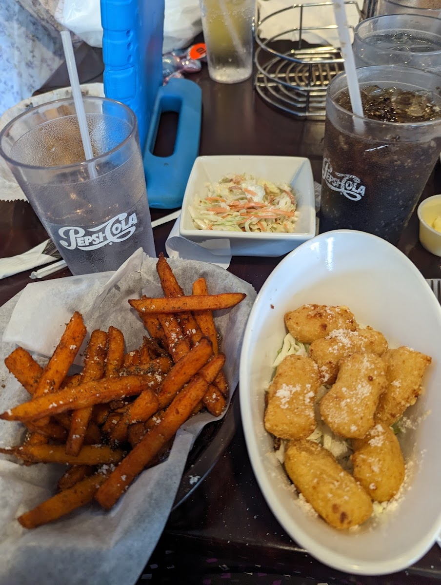 Thirsty's - Photo 4