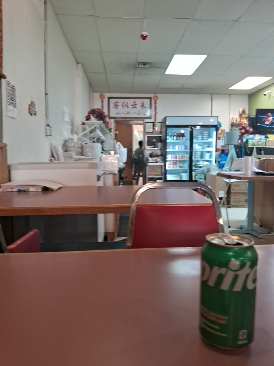 May Mei Chen’s Chinese Restaurant - Photo 3