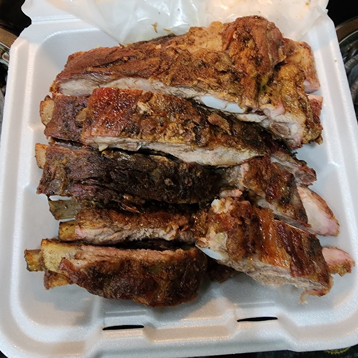 Chester's Barbecue - Photo 2