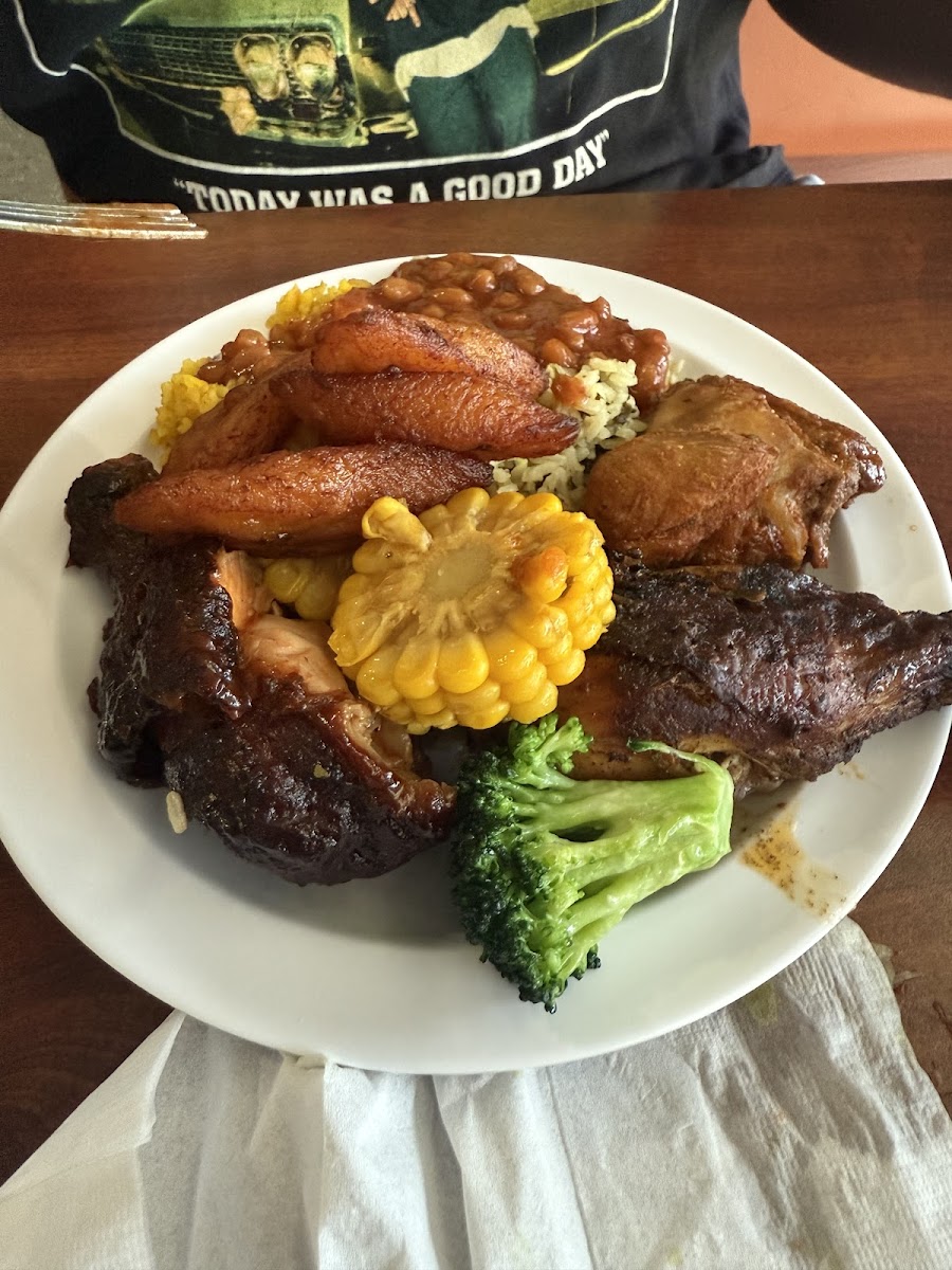 JAMROK CARIBBEAN BUFFET - Photo 3