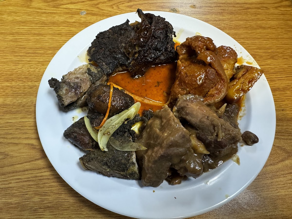 JAMROK CARIBBEAN BUFFET - Photo 4