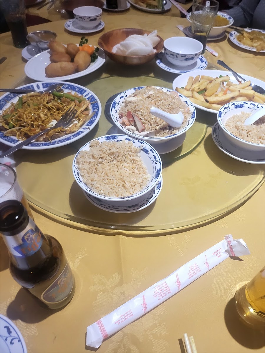 Vineyard Cantonese Restaurant - Photo 2