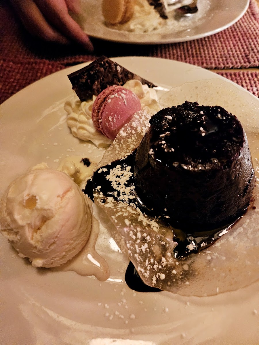 Stone Bar Inn - Photo 1