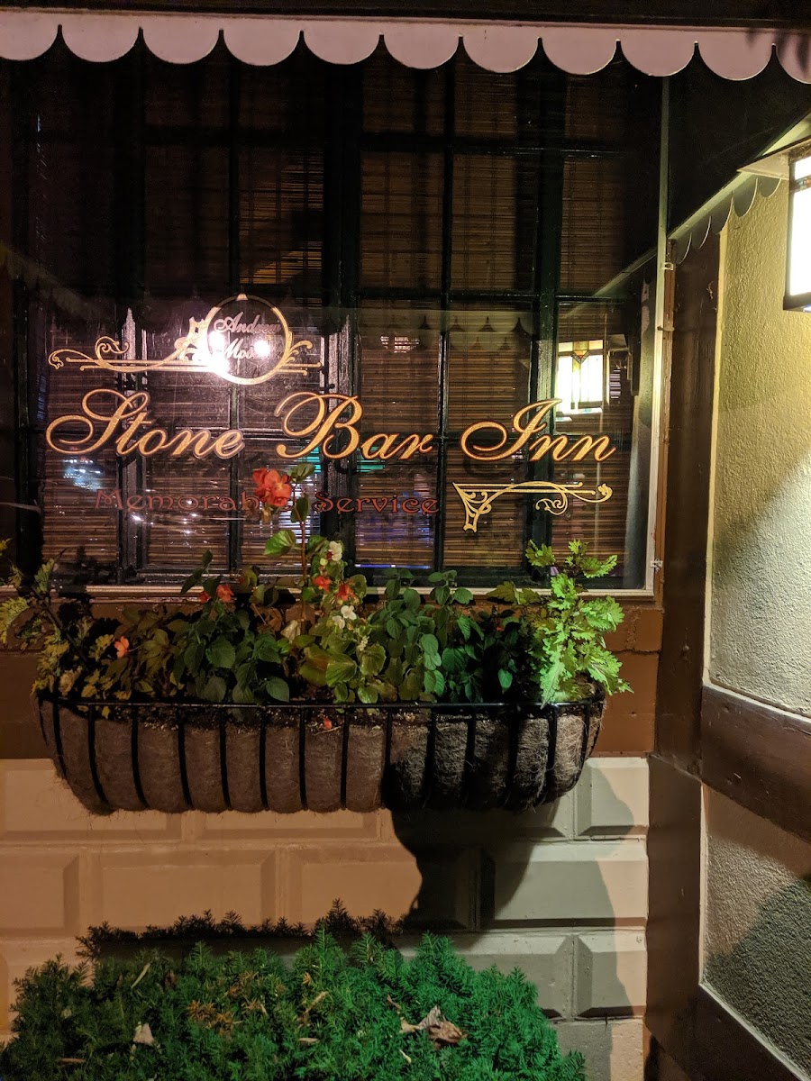 Stone Bar Inn - Photo 5