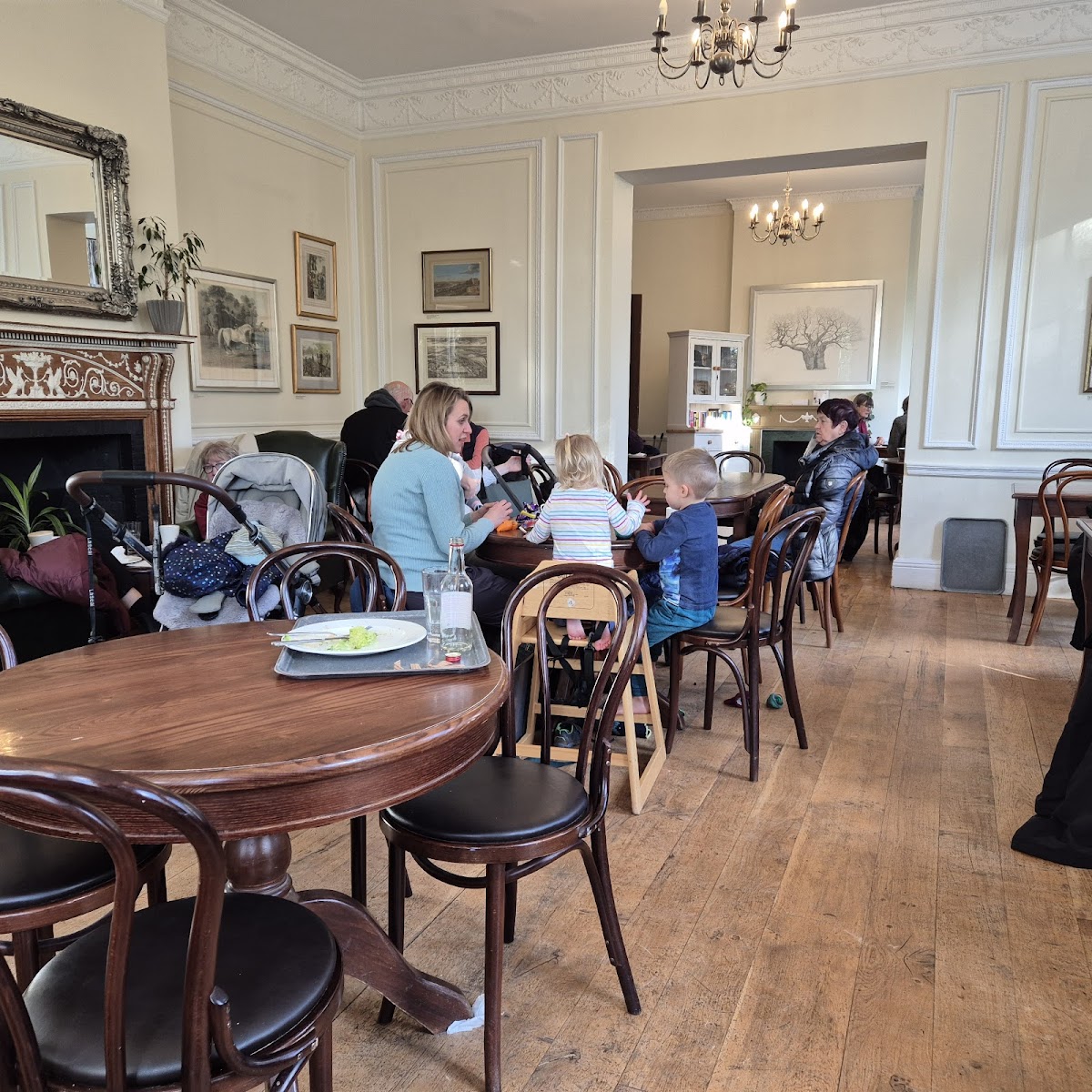 Pembroke Lodge - Photo 6