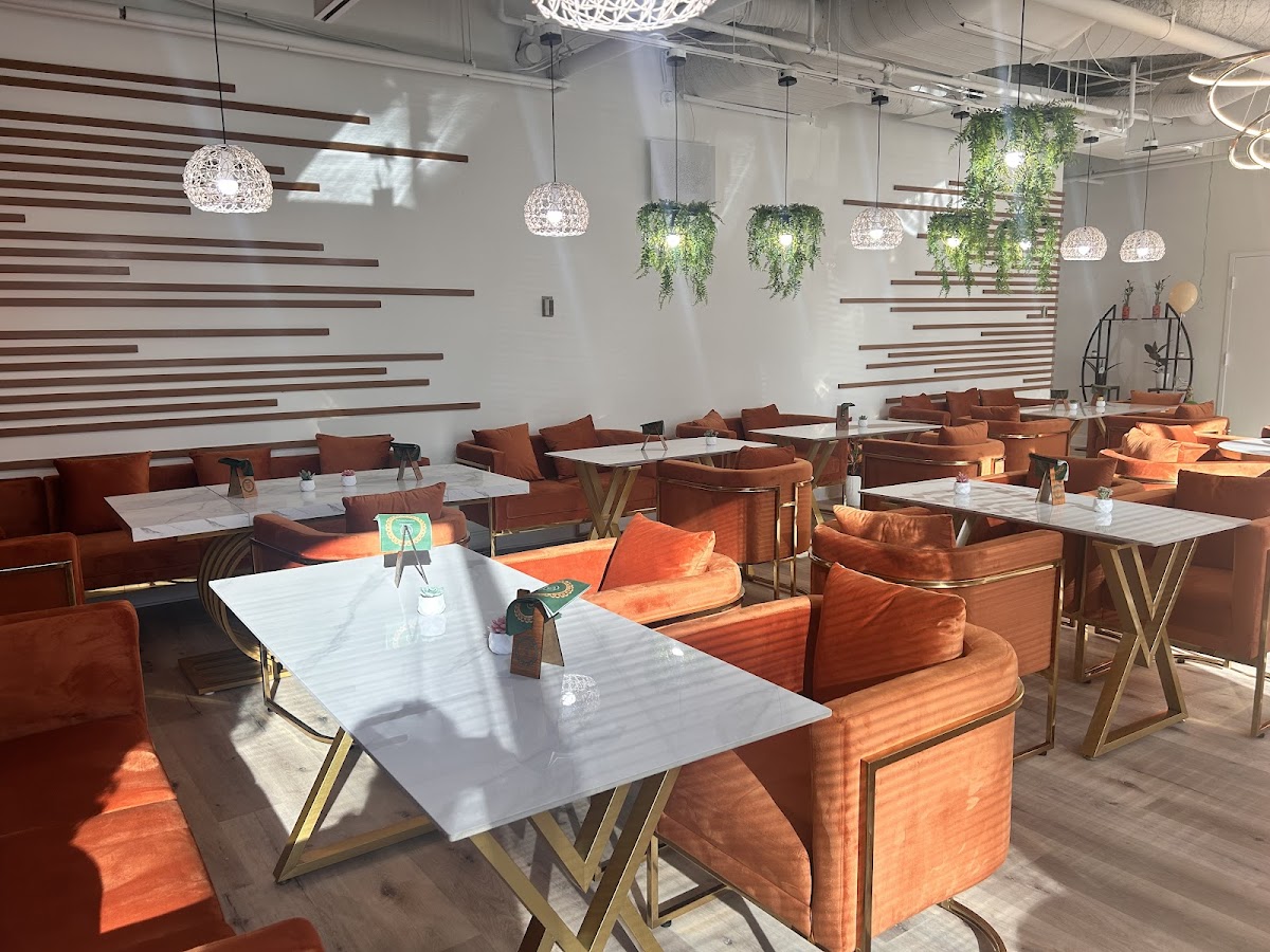 The Hanging Gardens Cafe - Photo 3