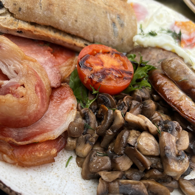 English Breakfast