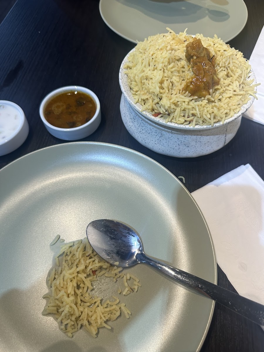 Sarvi Indian Cuisine - Photo 3