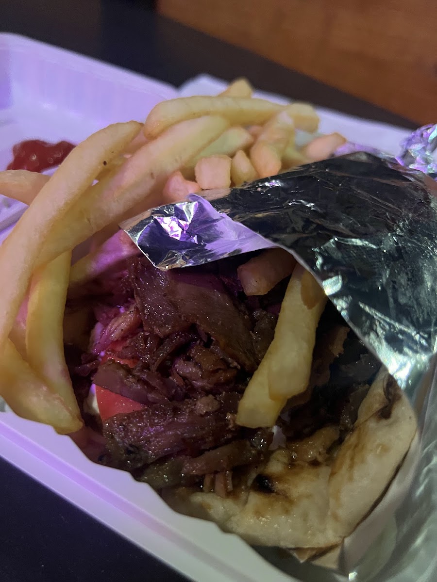 Minos Souvlaki Gyro - Photo 4