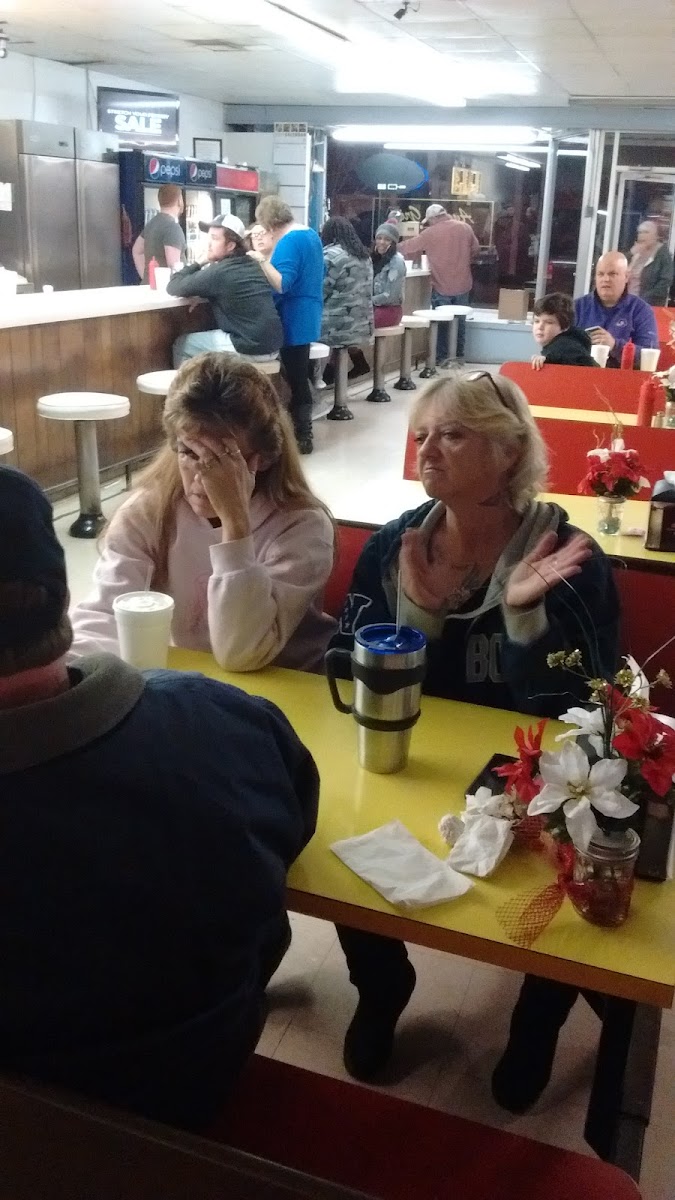 Andy's Grill and Recreation - Photo 6
