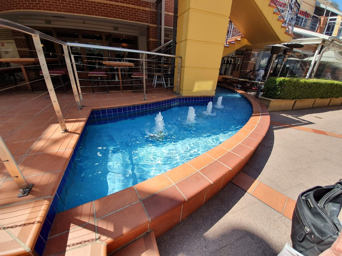 The Piazza - Photo 2