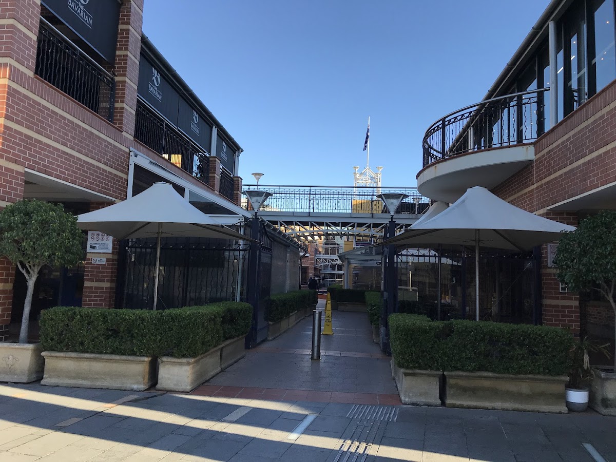 The Piazza - Photo 5