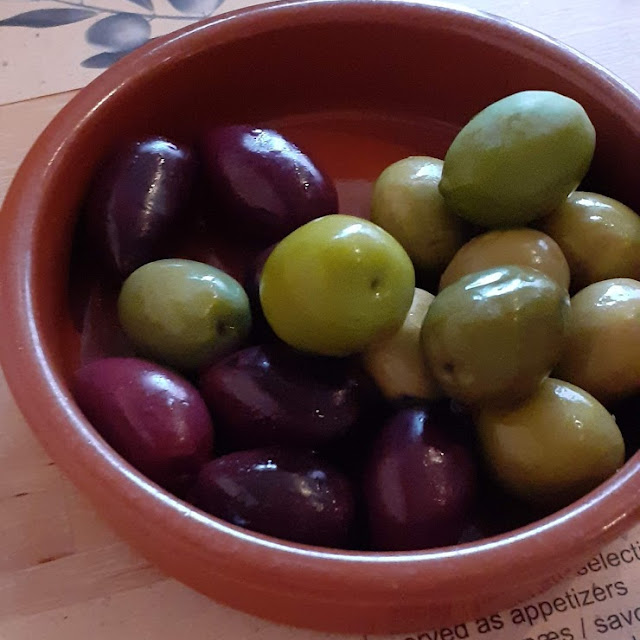 Mixed Olives