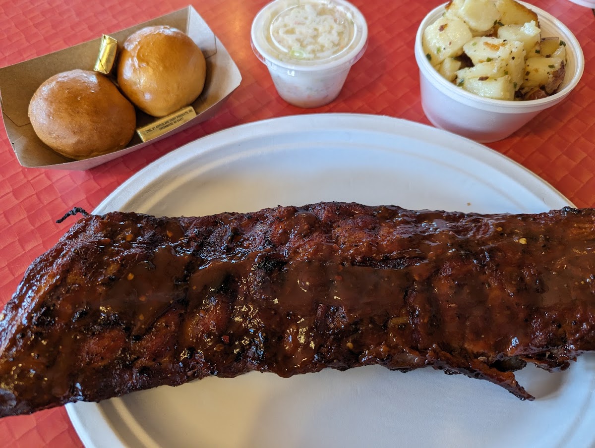 Smokey's Southern Barbeque - Photo 4