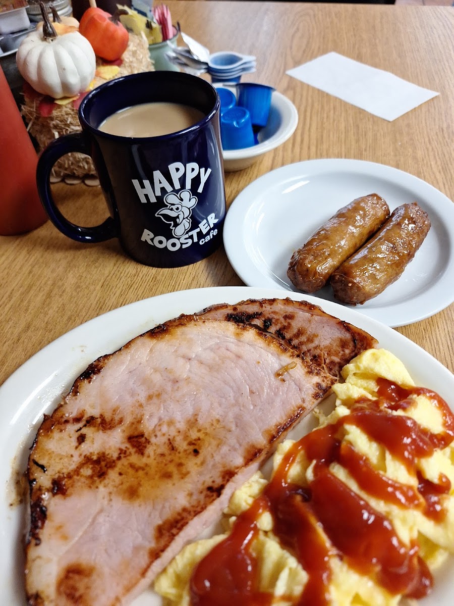 Happy Rooster Cafe - Photo 7