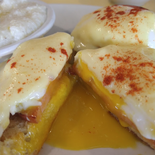 Eggs Benedict