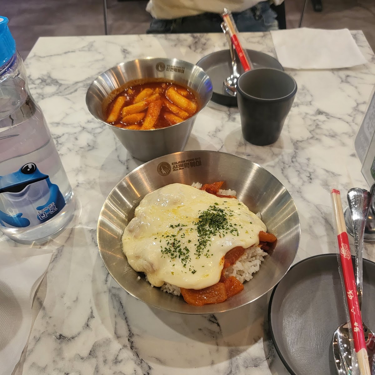Sinjeon Topokki & Bar (Pocha) - Bloor 신전떡볶이 - Photo 4