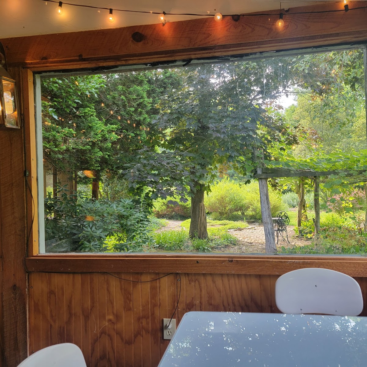 Ansel's Garden Cafe & Boutique - Photo 8