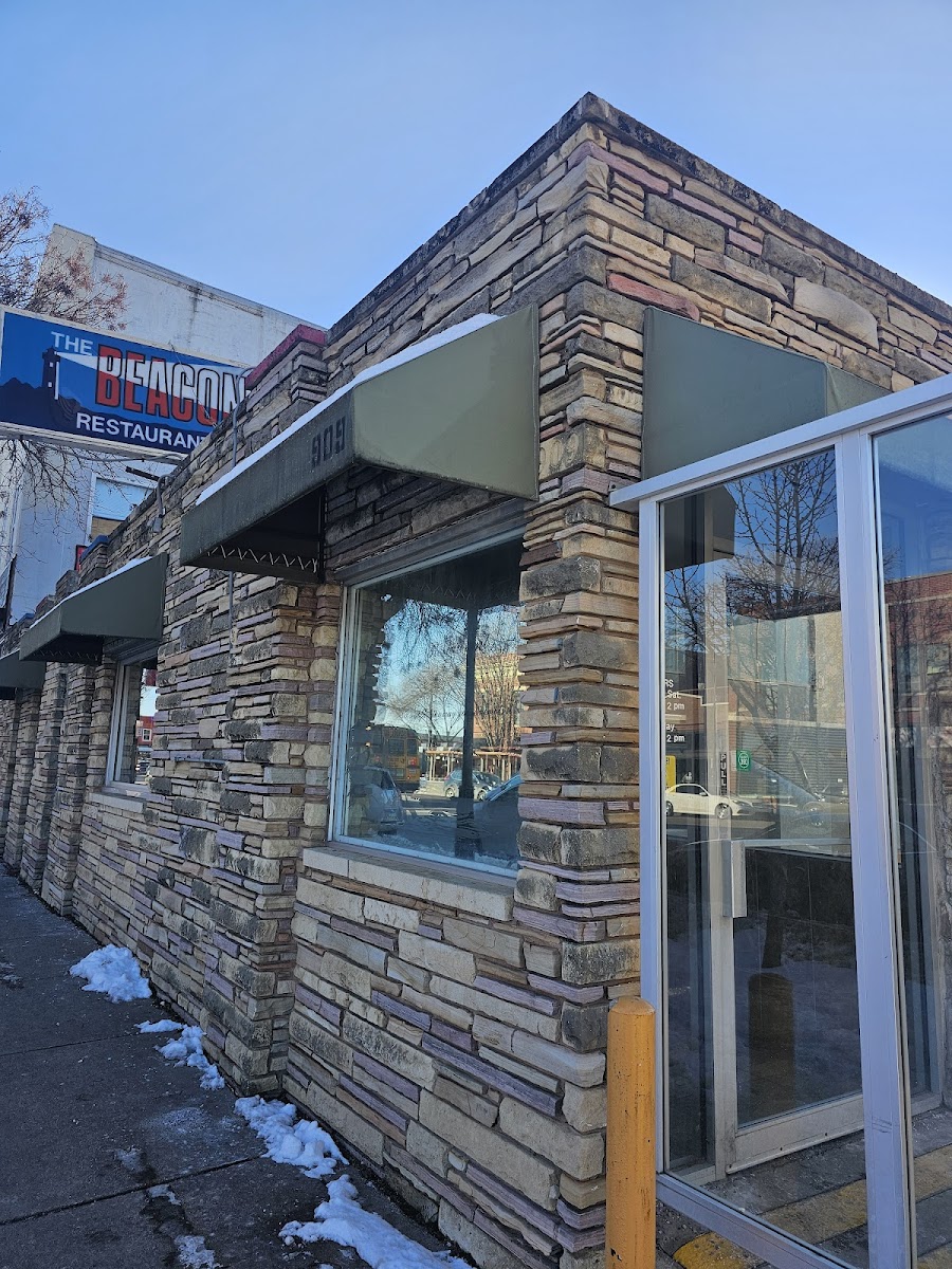 The Beacon Restaurant - Photo 8