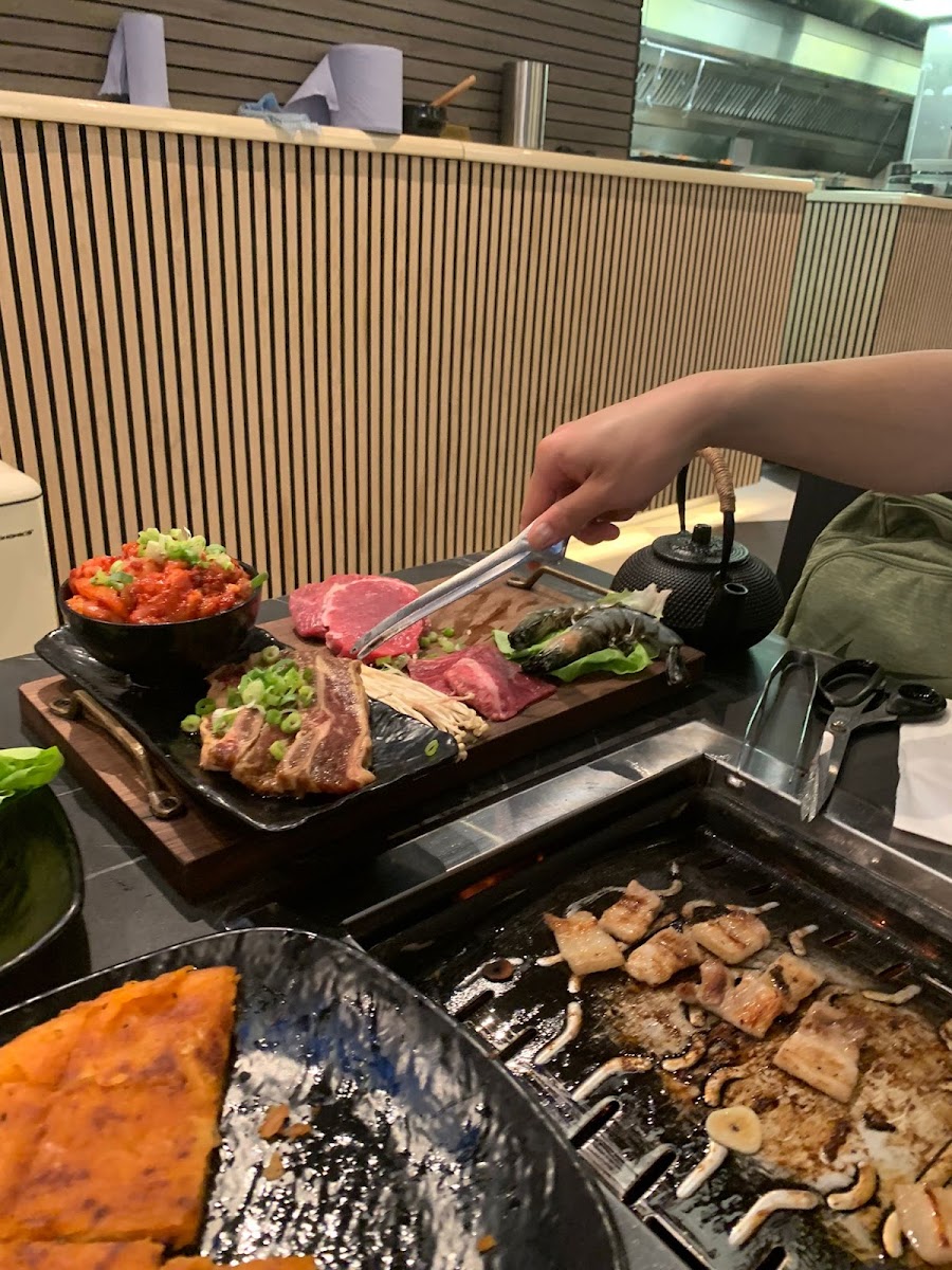 YORI Korean BBQ Restaurant (Oxford) - Photo 3