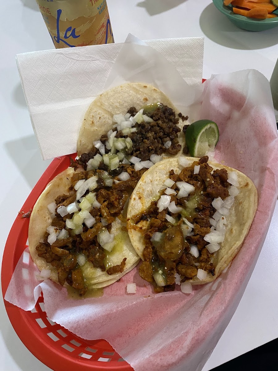 Taqueria La Juanita - Photo 1