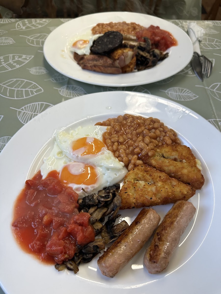 Woodside Café - Photo 1