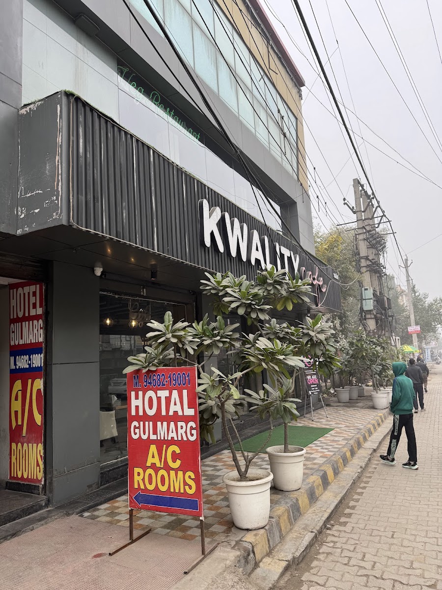 Kwality Cafe Panipat - Photo 4