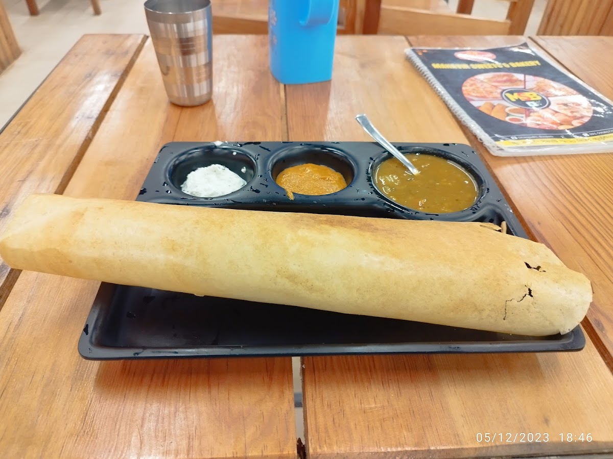 Mahabir Bhojanalaya - Photo 7