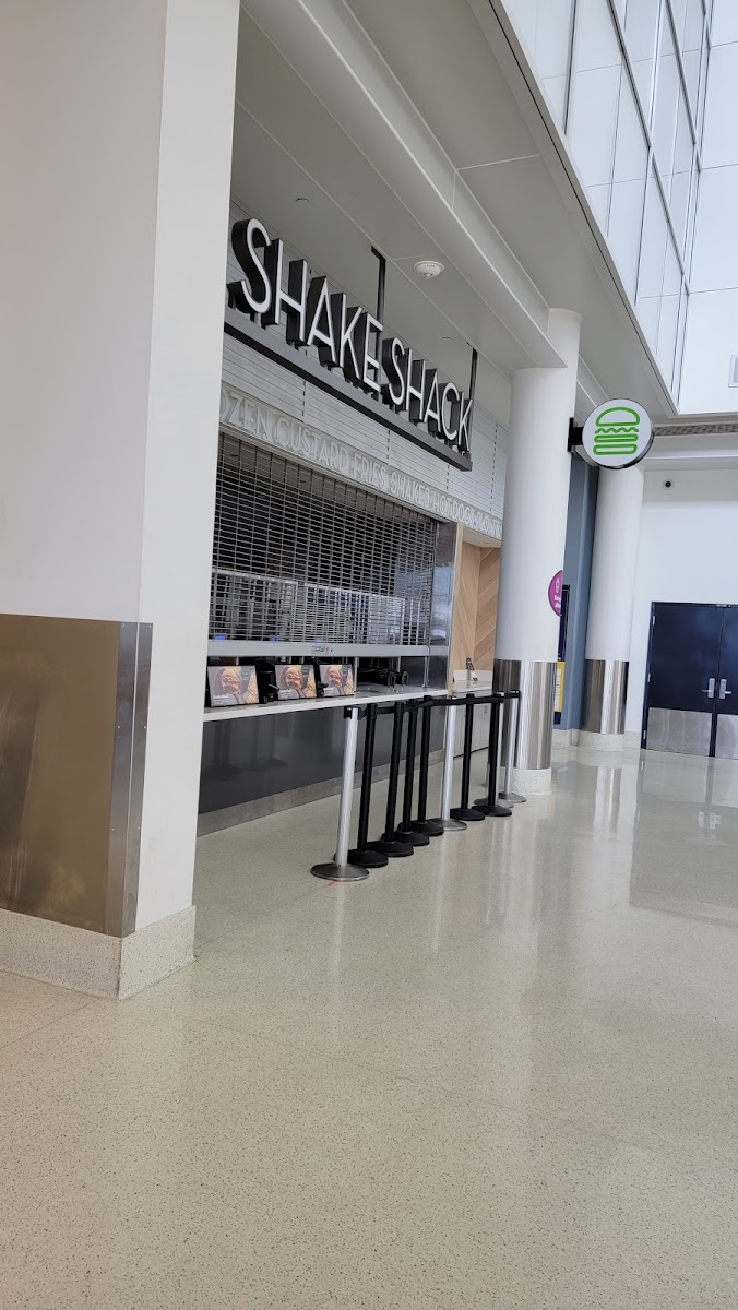 Shake Shack - Photo 5