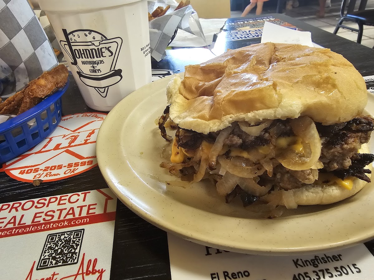 Johnnie's Grill - Photo 1