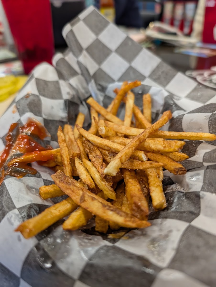 Johnnie's Grill - Photo 5