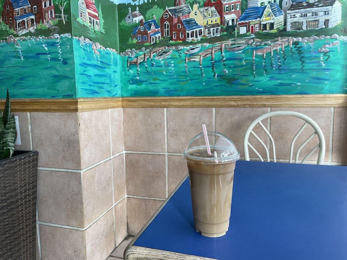 Mimico Bagel and Coffee - Photo 7