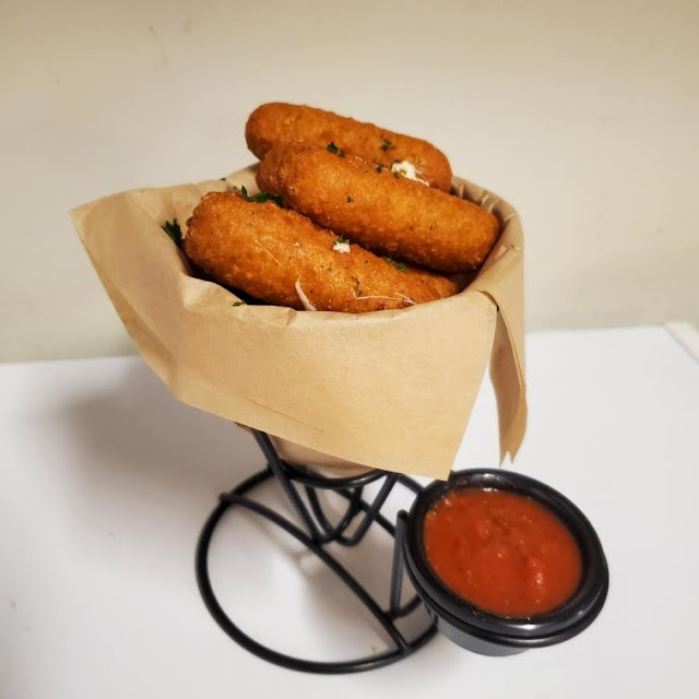 Hook 'Em Empanada